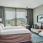 Radisson Blu Caledonien Hotel, Otel 4*