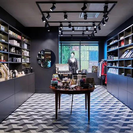 ホテル ラディソン ブルー カレドニアン クリスチャンサン 4*