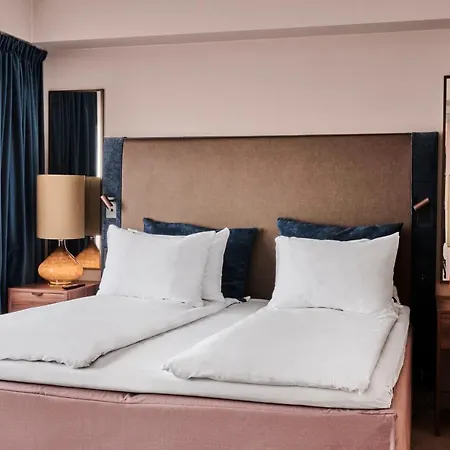 Radisson Blu Caledonien Hotel, 4*