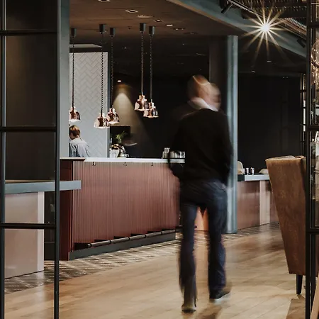 Caledonien Hotel 4*