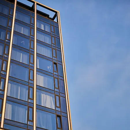 ラディソン ブルー カレドニアン クリスチャンサン 4* クリスティアンサン