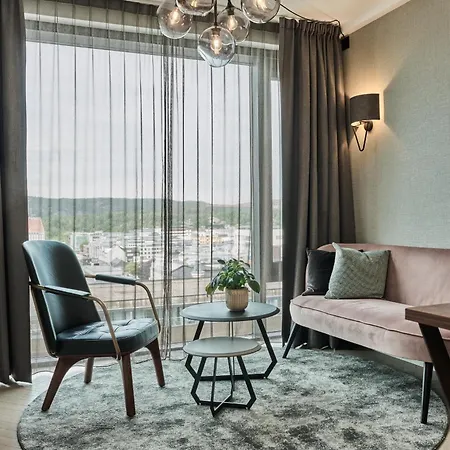 ラディソン ブルー カレドニアン クリスチャンサン ホテル 4*