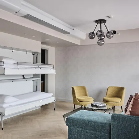Caledonien Hotel 4*