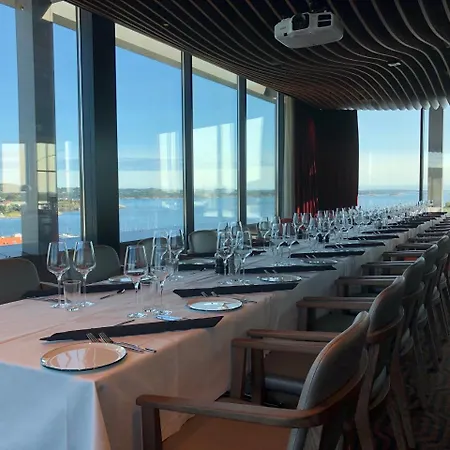 Radisson Blu Caledonien Hotel, Hotell