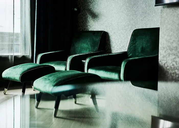 Hotel Radisson Blu Caledonien Hotel, 4*