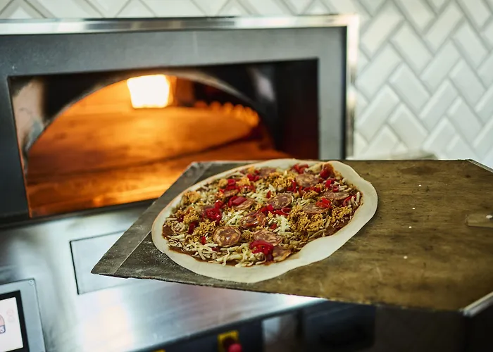 Hotel Radisson Blu Caledonien Hotel, 4*