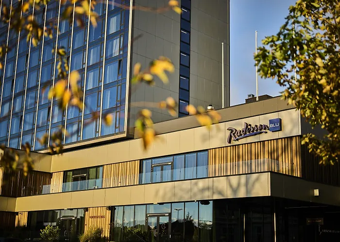 Radisson Blu Caledonien Hotel, 4*