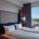 Radisson Blu Caledonien Hotel, فندق كريستينساند