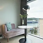 فندق Radisson Blu Caledonien Hotel,
