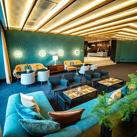 Ξενοδοχείο Radisson Blu Caledonien Hotel,